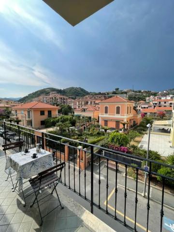 Апартаменты Residenza Marina Рива-Лигуре Экстерьер фото